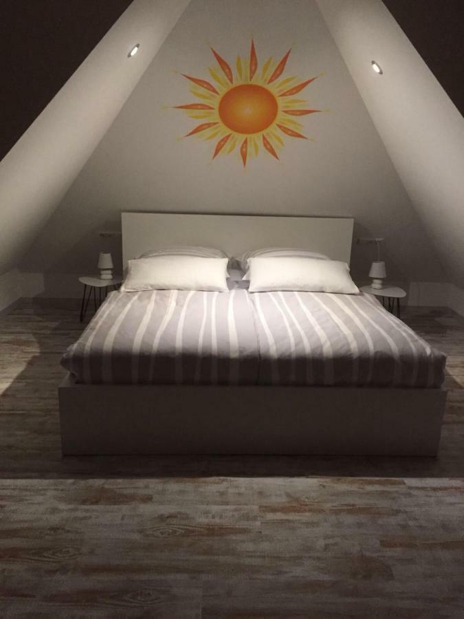 Ferienwohnung Im Sommerhaus เบิร์ชเทสกาเดน ภายนอก รูปภาพ