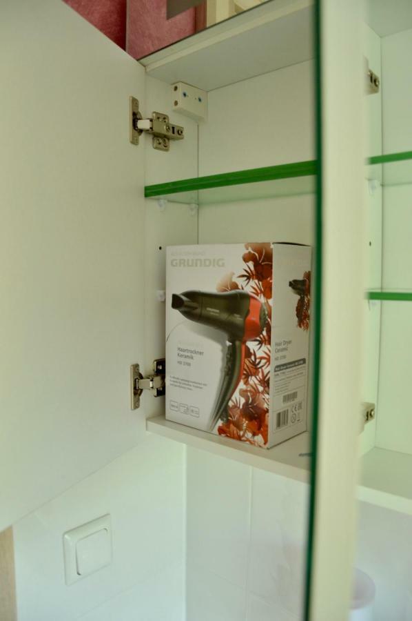 Ferienwohnung Im Sommerhaus เบิร์ชเทสกาเดน ภายนอก รูปภาพ