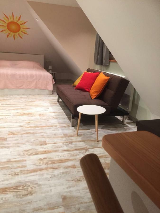 Ferienwohnung Im Sommerhaus เบิร์ชเทสกาเดน ภายนอก รูปภาพ